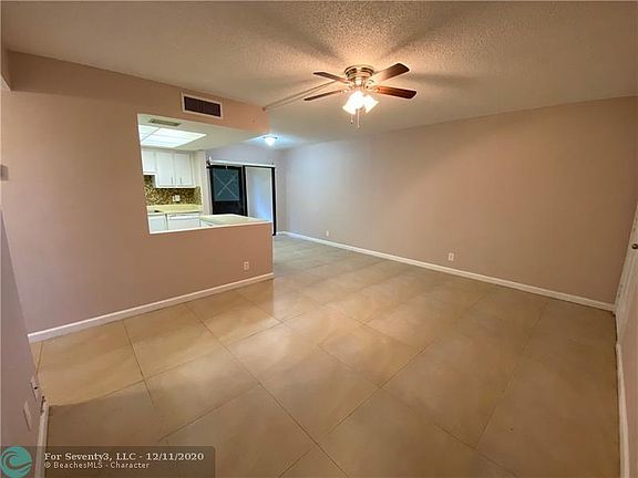 5th image of 4283 Oak Terrace Dr #4283
