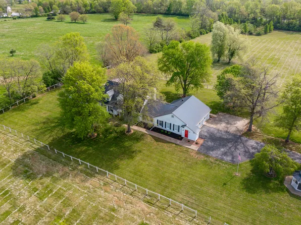 231 Buster Pike, Burgin, KY 40330