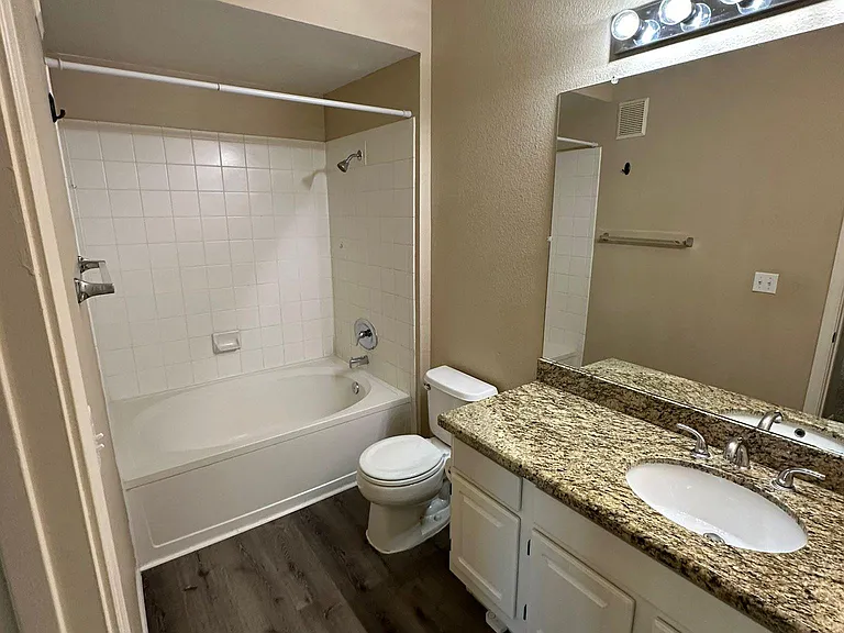 5401 E Van Buren St #2119 — Photo 4