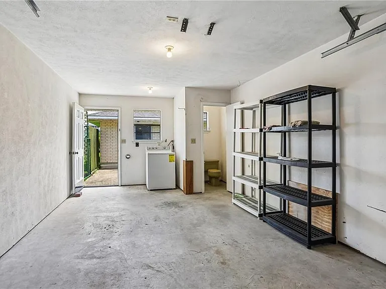 121 Ridgeway Dr — Photo 15