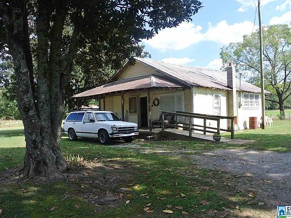 3rd image of 2352 County Road 520