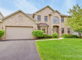 1943 Gardner Cir E, Aurora, IL 60503