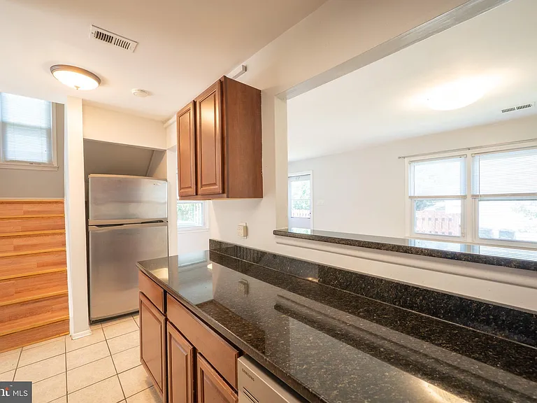 9572 Inverary Ct — Photo 13