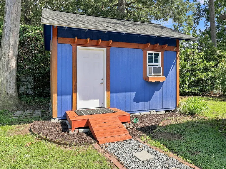1208 Pineview Ave — Photo 12