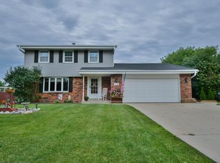 4242 S 79th St, Greenfield, WI 53220