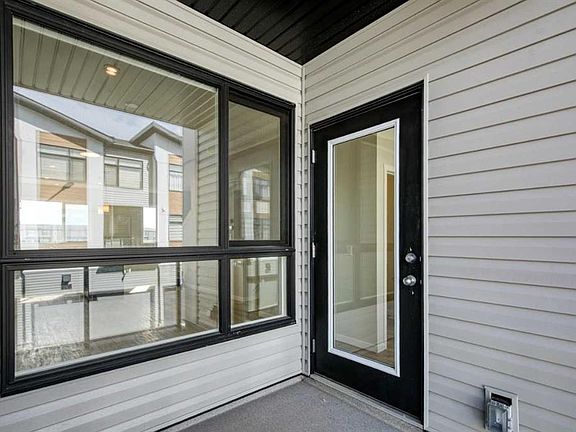 4th image of 1350 S Cornerstone St NE #305