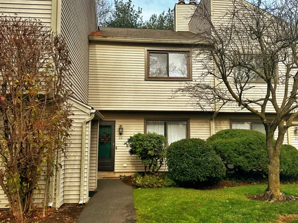 1 Horizon Drive APT 22, Norwalk, CT 06854