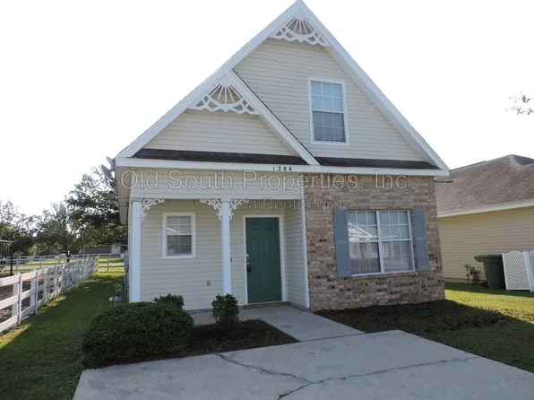 1284 Jasper St, Cantonment, FL 32533