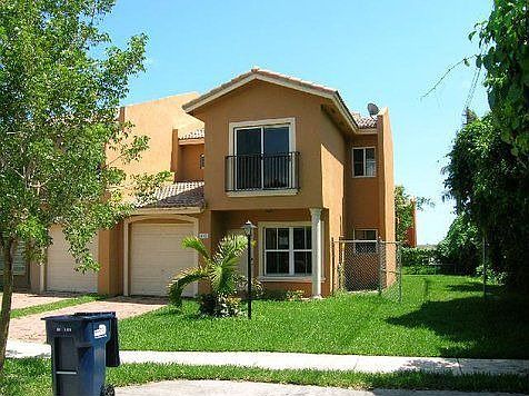 1st image of 691 SW 10th St