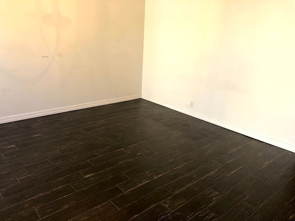 2nd image of 3311 Broadway APT 2R