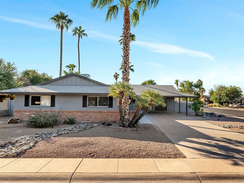 1st image of 1405 E La Jolla Dr