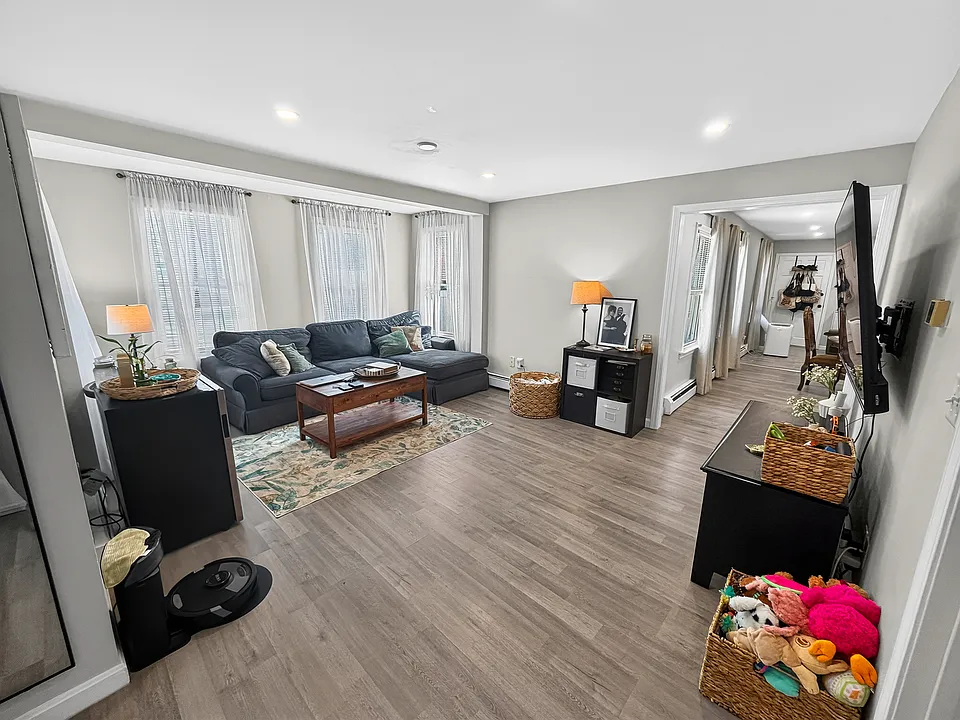 2 North St #1