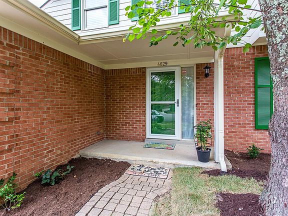 2nd image of 4829 Coral Creek Cir