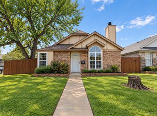 2143 Lonnie Ln, Moore, OK 73170