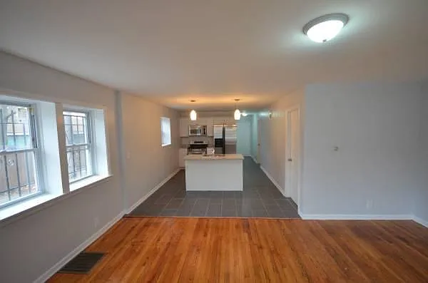 2815 W 25th Pl #1A — Photo 3