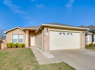 6516 Longleaf Ln, Denton, TX 76210