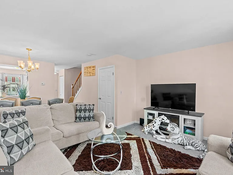 2125 Cedar Barn Way — Photo 9