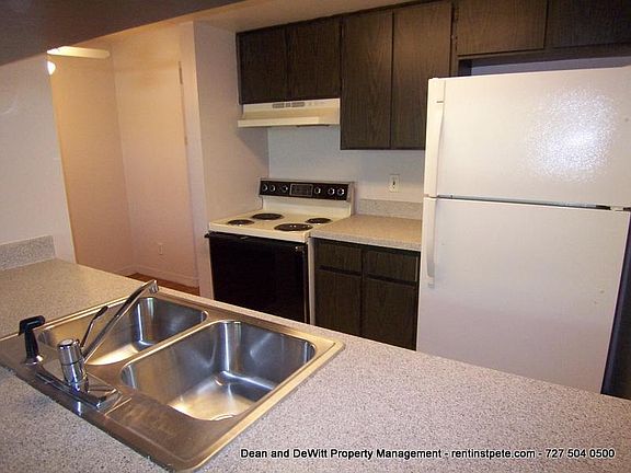 4th image of 900 70th St N APT 105