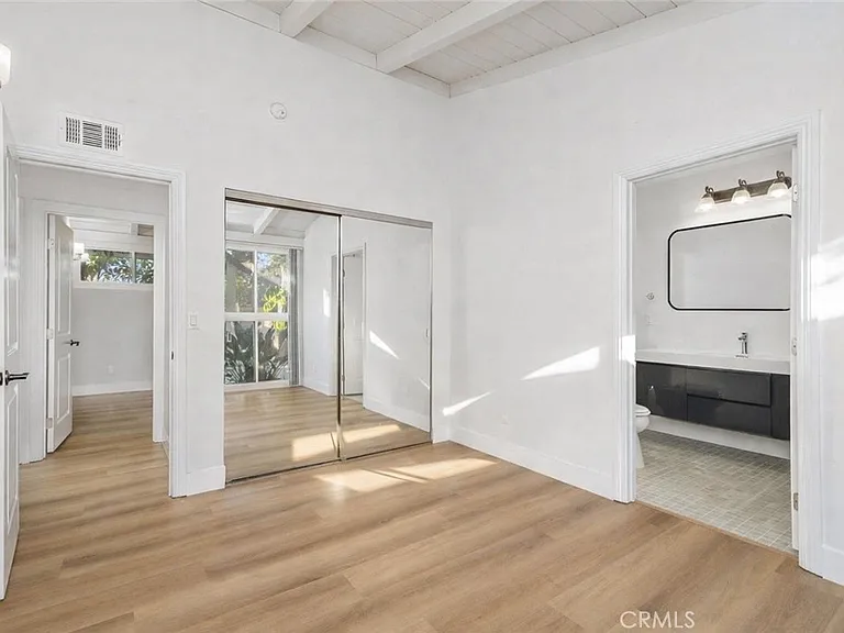 8341 Delco Ave — Photo 17