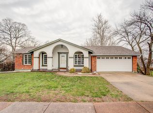 2621 Nahn Dr, Saint Louis, MO 63129