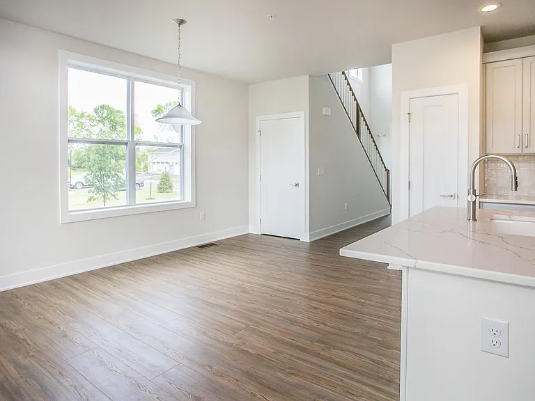665 Levering St #665 — Photo 8
