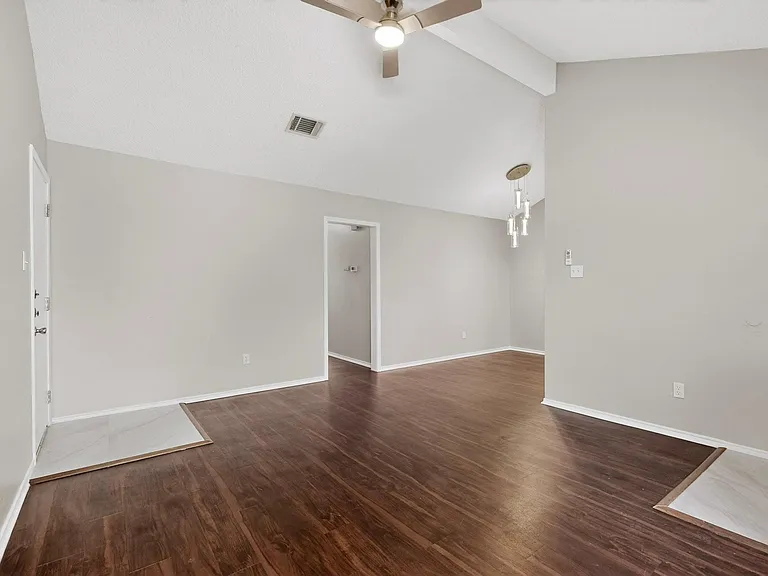 1115 Woodlief Trl — Photo 10