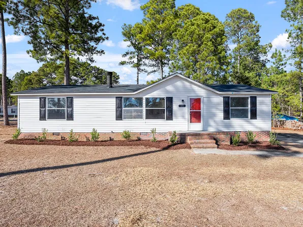 15 Briar Oak Ct, Sanford, NC 27332