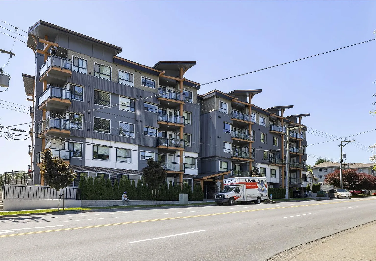 2 bed, 2.0 bath, 869 sqft, $2,350 — Photo 4