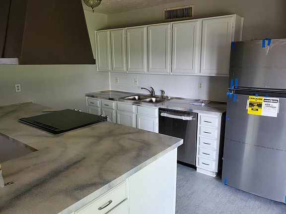 2nd image of 7220 Whitewood Dr