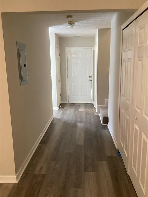 2 bed, 2.5 bath, 1240 sqft, $1,700 — Photo 3