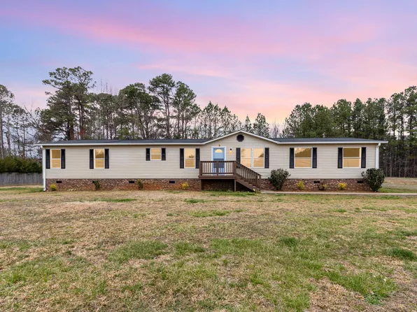 1183 Diamond Hills Rd, Stem, NC 27581