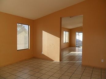 4th image of 8316 W Minnezona Ave