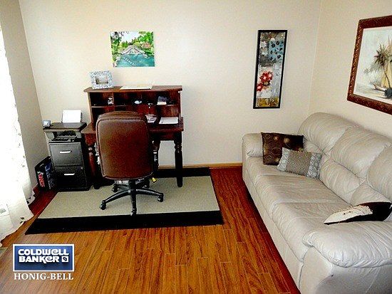 5th image of 2100 Ashbrook Ct
