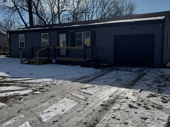 4291 Dr Greaves Rd, Grandview, MO 64030