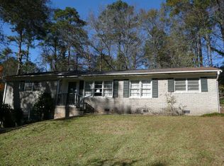 1012 S Pine Knoll Dr, Macon, GA 31204
