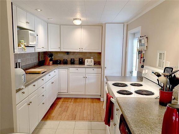 3rd image of 7242 Mount Essex Dr NE #503