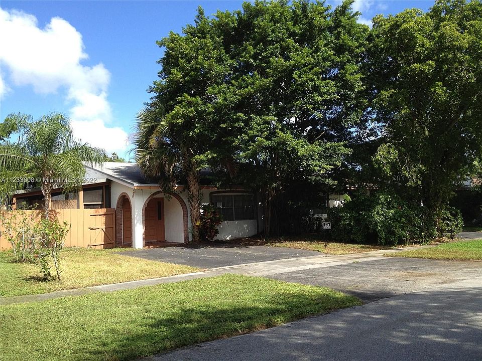 1st image of 6173 SW 6th St #6173