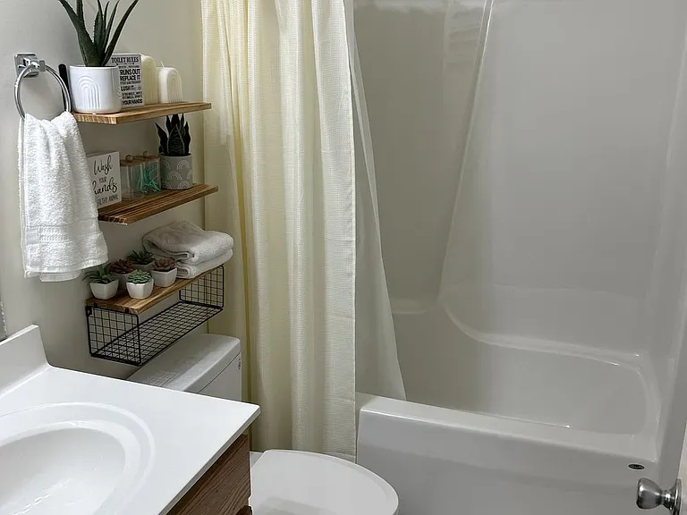45 Meadow Wood Ln — Photo 14