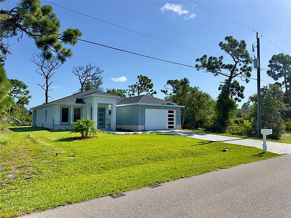 3rd image of 140 LINDA LEE DRIVE
