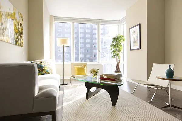 Rented by Halstead Real Estate | media 25