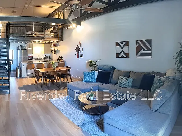 1111 N Osage St #6 — Photo 6