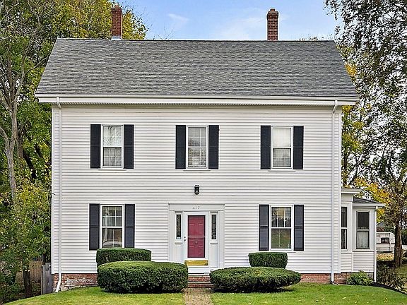 3rd image of 677 Washington St