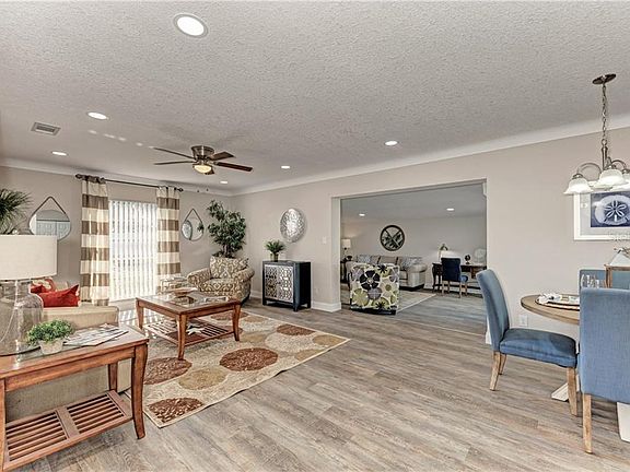 5th image of 2471 Waneta Dr