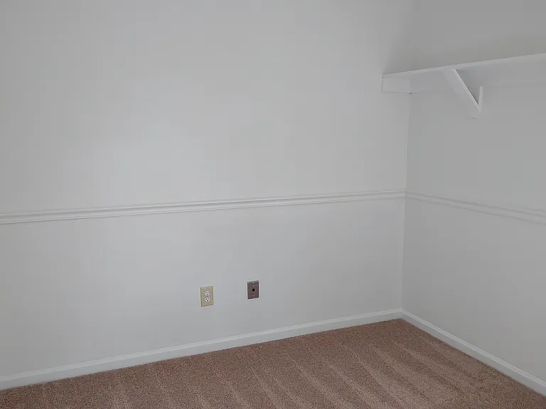 This photo has not been altered in any way: no edits or filters have been applied to try to deceive the viewer by having the room appear larger or brighter than it actually is.
