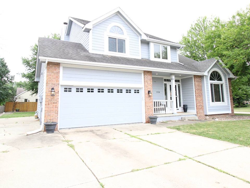 1st image of 2508 Country Side Dr