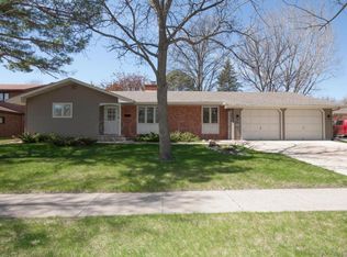 1240 Oak St N, Fargo, ND