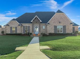 236 Aw Dr, Stonewall, LA 71078