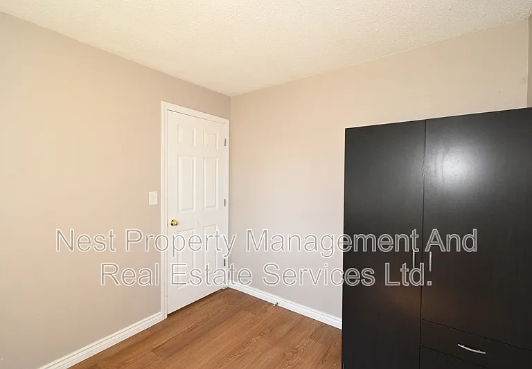 8077 Rochester Cres #A — Photo 5