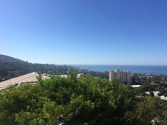 5th image of 2674 Costebelle Dr