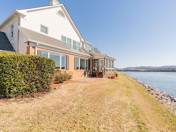 5th image of 1539 Heritage Landing Dr